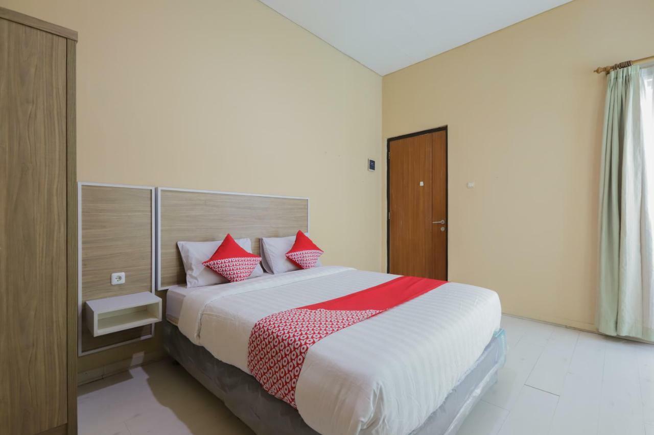 Oyo 968 Tirthankara Residence Jakarta Exterior photo